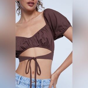 Divided Brown Ruffled Cropped Blouse